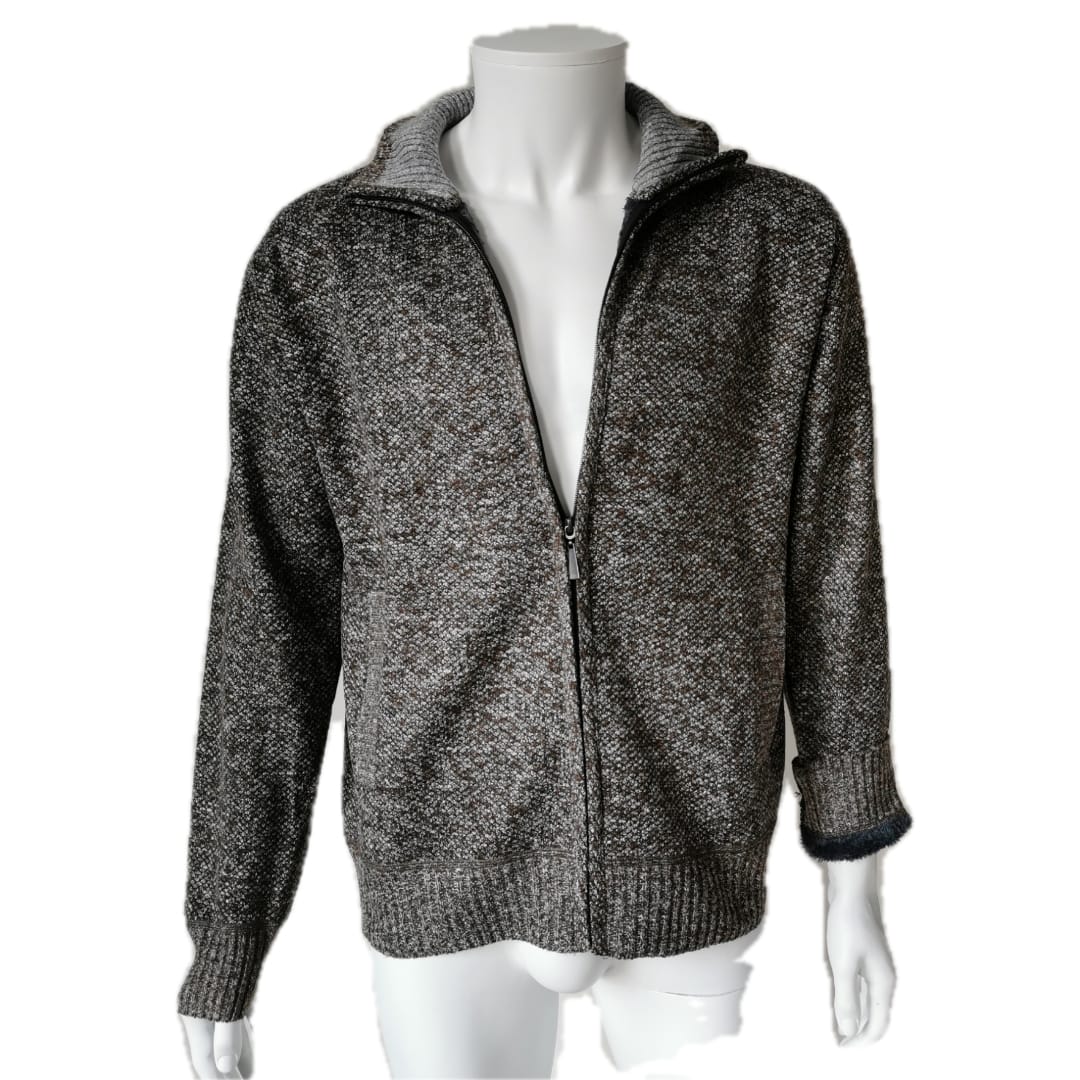 Gillet gris doublé en velour à l'intérieur. - Chemise Belgium