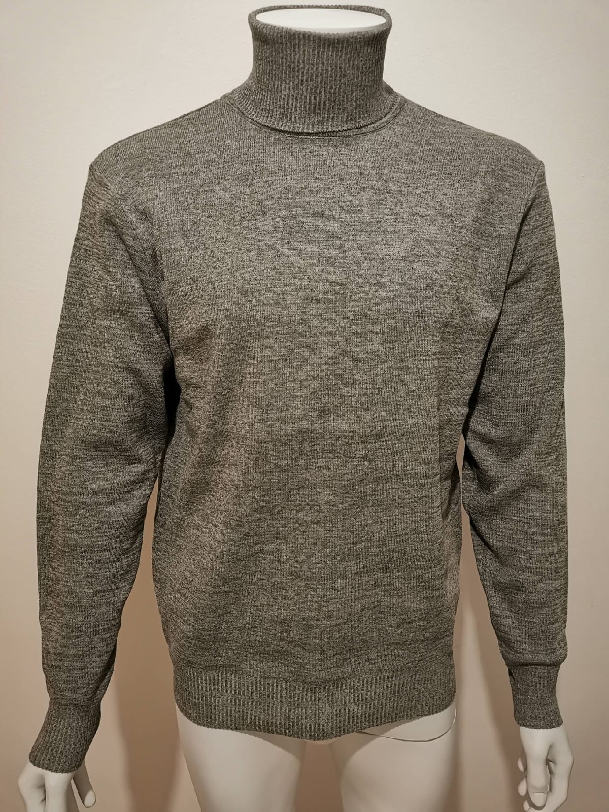 Pulls en cols montants gris clair - Chemise Belgium