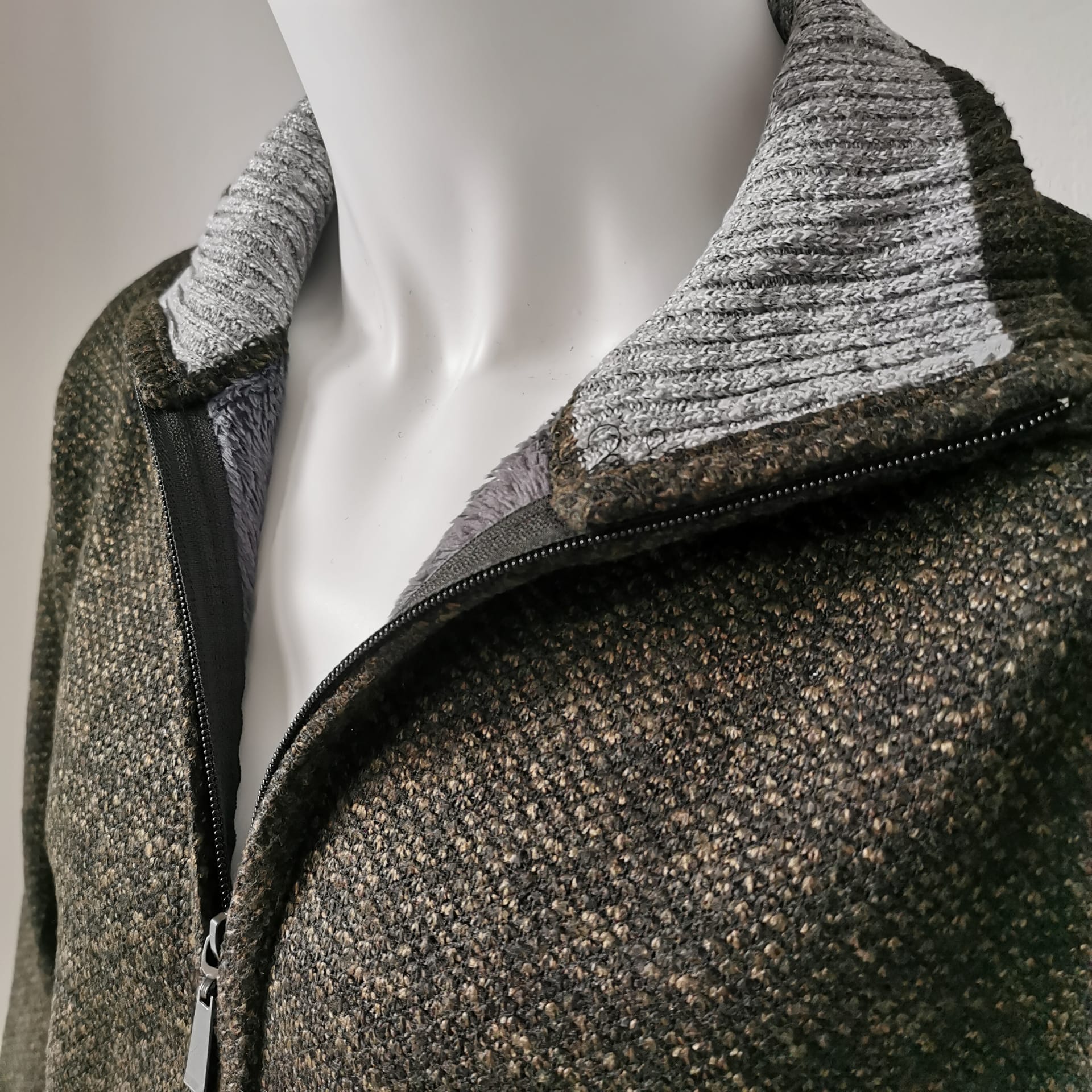 Gillet khaki doublé en velour à l'intérieur - Chemise Belgium